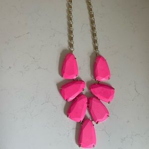 Rare discontinued neon pink Kendra Scott Harlow necklace
